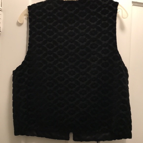 Max & Mabel Velvet Vest Black - Picture 4 of 8
